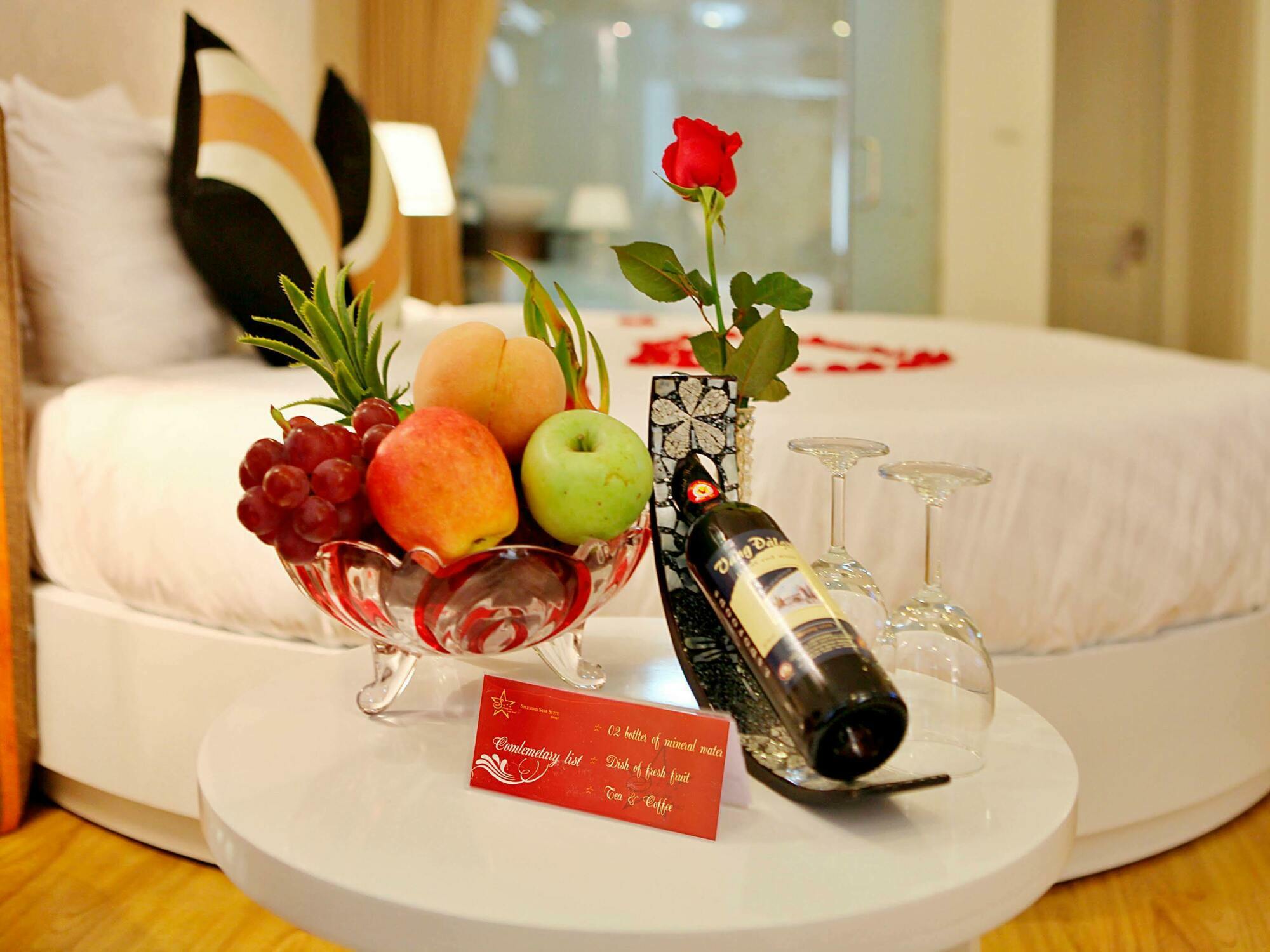 Splendid Star Suites Hotel Hanoi Exterior foto